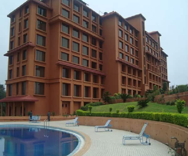 The White Hotels, Katra 1